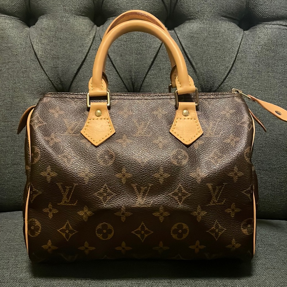 - Authentic LV monogram speedy 25 - image 6